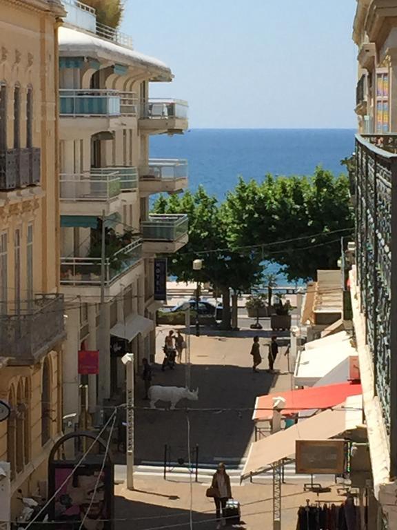 F2 Balcon A 1Minute De La Plage Saint-Raphael  Bilik gambar