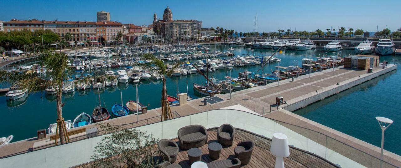 F2 Balcon A 1Minute De La Plage Saint-Raphael  Luaran gambar
